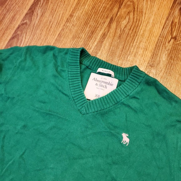 Abercrombie & Fitch Sweater Men 2XL Green Muscle Fit Cashmere Blend V Neck - Picture 1 of 7